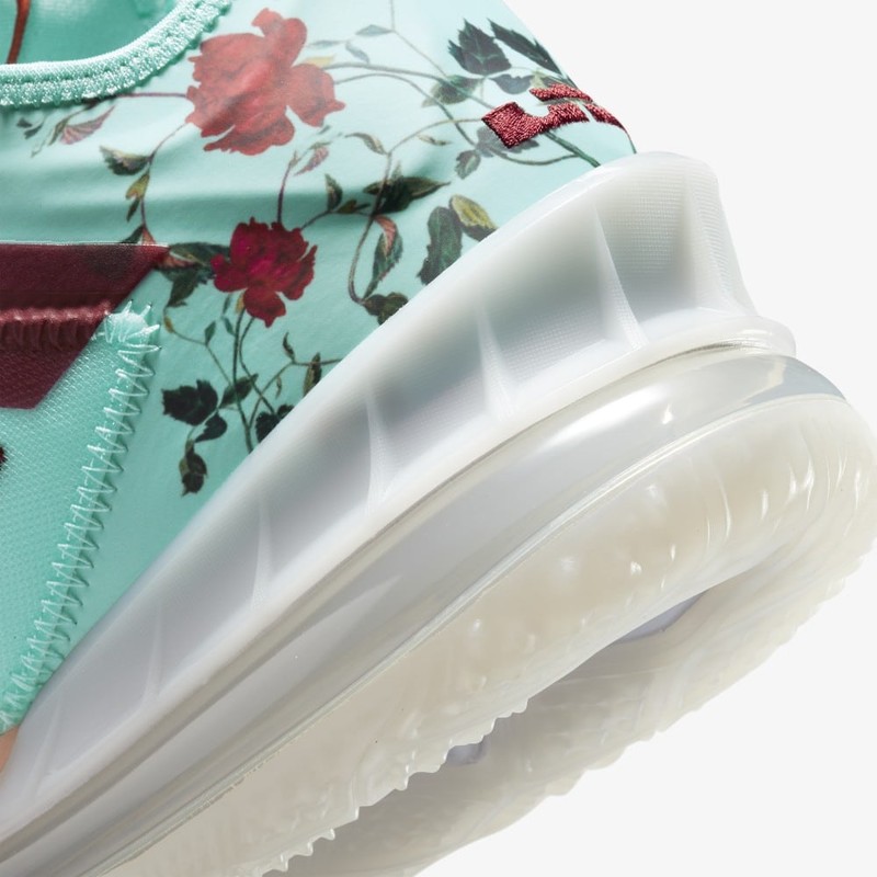 Nike hot sale lebron floral